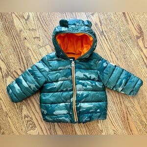 GAP Kids Camo Puffer Jacket with Bright Orange Interior